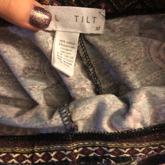 Maroon pattern leggings - Picture 3 of 4